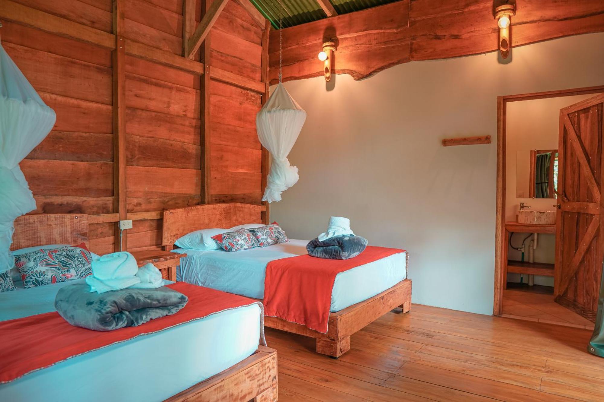 La Tigra Rainforest Lodge La Fortuna 外观 照片